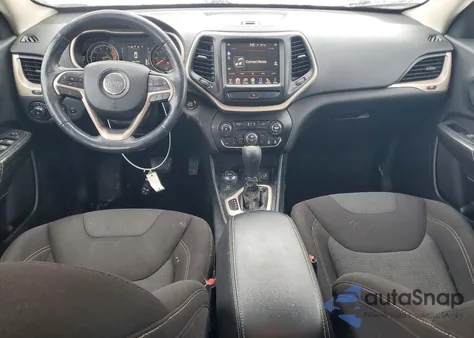 2016 Jeep Cherokee Latitude z USA, uszkodzony, nr VIN 1C4PJMCS4GW150068